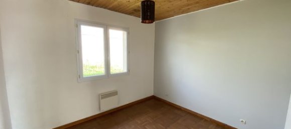2 Schlafzimmer Haus in Saint-Cyr, France, Nr. 307803 10
