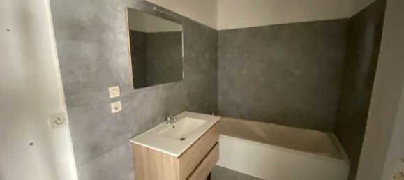 2 Schlafzimmer Haus in Saint-Cyr, France, Nr. 307803 8