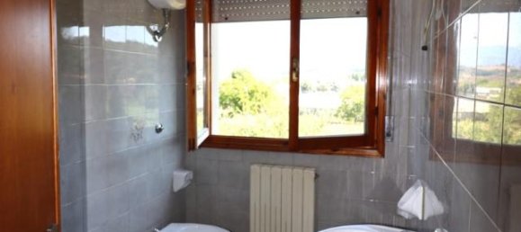 Apartamento de 3 divisões em Montevarchi, Italy N.º 235353 18