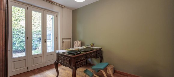 3 bedrooms Villa in Turin, Italy No. 222026 24