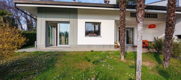 3 bedrooms Villa in Turin, Italy No. 222026 6