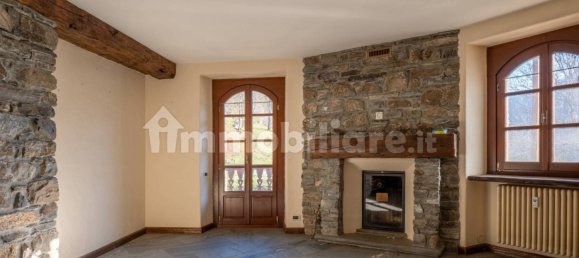 2 bedrooms Apartment in La Salle, Italy No. 168206 5