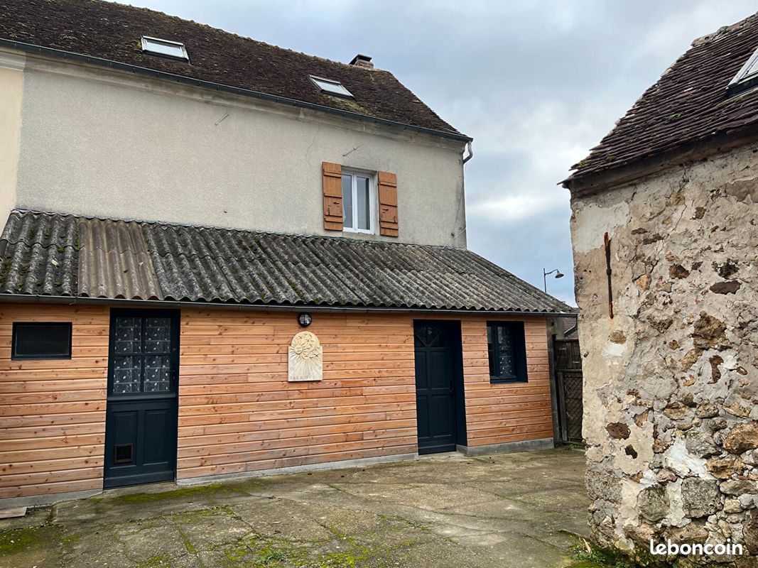 Дом с 3 спальнями в Ла Ферте-су-Жуар, Франция № 165496