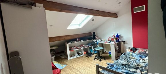 Adosado de 3 dormitorios en Nesle, France No. 226416 6