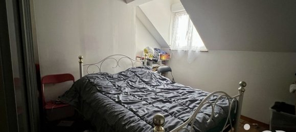 Adosado de 3 dormitorios en Nesle, France No. 226416 4