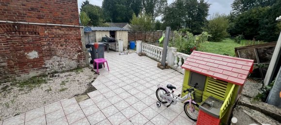 Adosado de 3 dormitorios en Nesle, France No. 226416 7