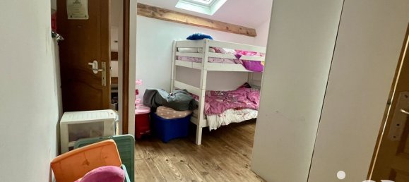 Adosado de 3 dormitorios en Nesle, France No. 226416 5