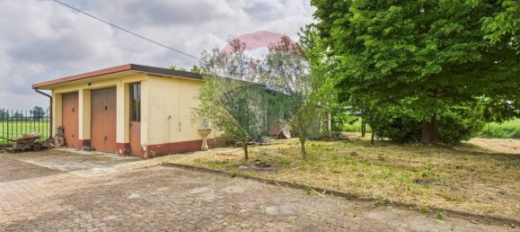 8-Zimmer Villa in Lungavilla, Italy, Nr. 315010 32
