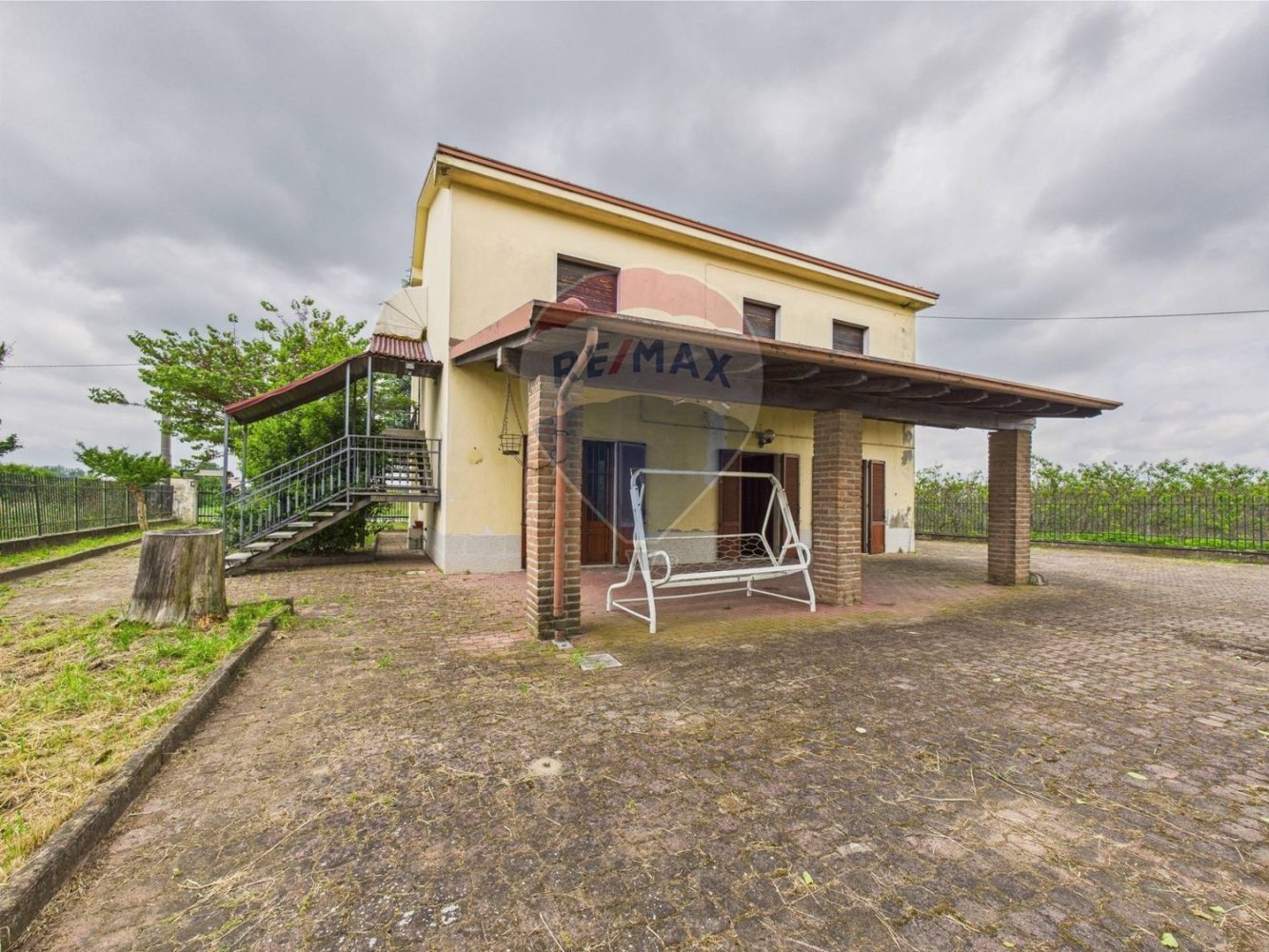 8-Zimmer Villa in Lungavilla, Italy, Nr. 315010