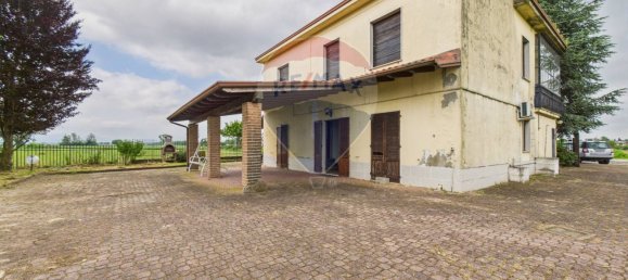 8-Zimmer Villa in Lungavilla, Italy, Nr. 315010 26