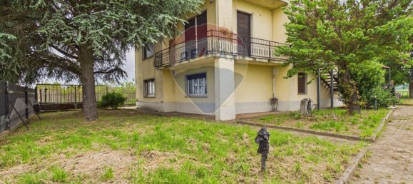 8-Zimmer Villa in Lungavilla, Italy, Nr. 315010 30