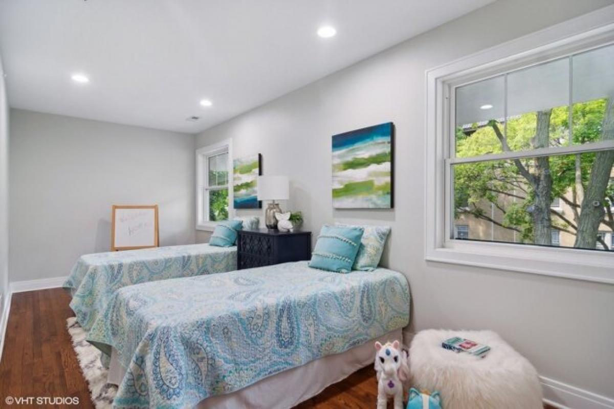 5 bedrooms House in Oak Park, USA No. 435019