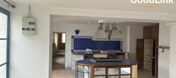 Casa de 3 dormitorios en Fontenay-le-Vicomte, France No. 351800 13