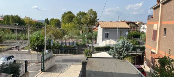 Квартира с 2 спальнями в Монтеротондо, Италия № 335889 10