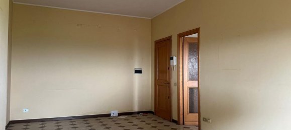 3 rooms Apartment in Rome, Italy No. 152473 2