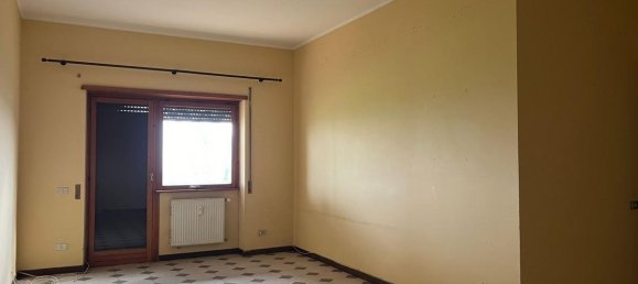 3 rooms Apartment in Rome, Italy No. 152473 4