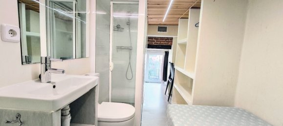 Dúplex de 3 dormitorios en Madrid, Spain No. 169873 38