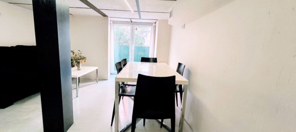 Dúplex de 3 dormitorios en Madrid, Spain No. 169873 30