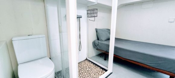 Dúplex de 3 dormitorios en Madrid, Spain No. 169873 25