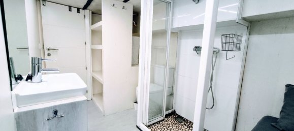 Dúplex de 3 dormitorios en Madrid, Spain No. 169873 41