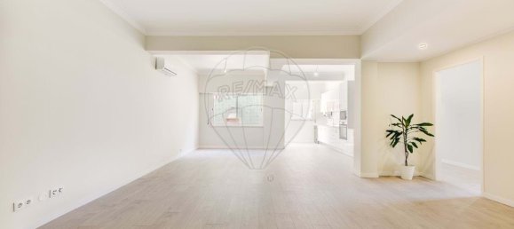 3 Schlafzimmer Wohnung in Odivelas, Portugal, Nr. 352876 12