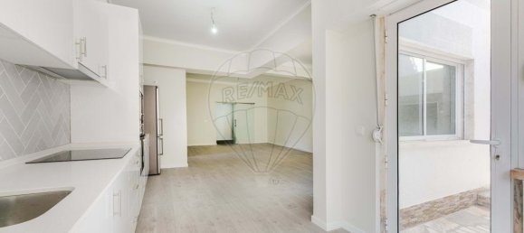 3 Schlafzimmer Wohnung in Odivelas, Portugal, Nr. 352876 16