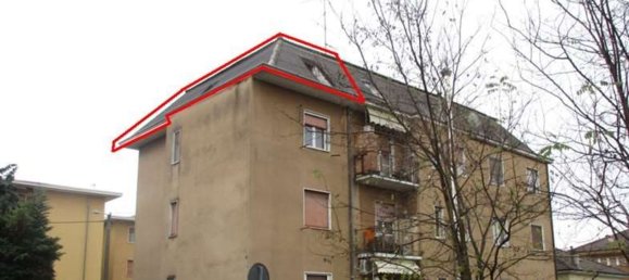 3غرفة شقة في Magenta, Italy رقم 290537 2