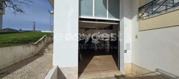 204m² Warehouse in Almada, Portugal No. 67187 4