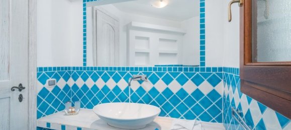 5 غرف نوم فيلا في San Teodoro, Italy رقم 64910 17