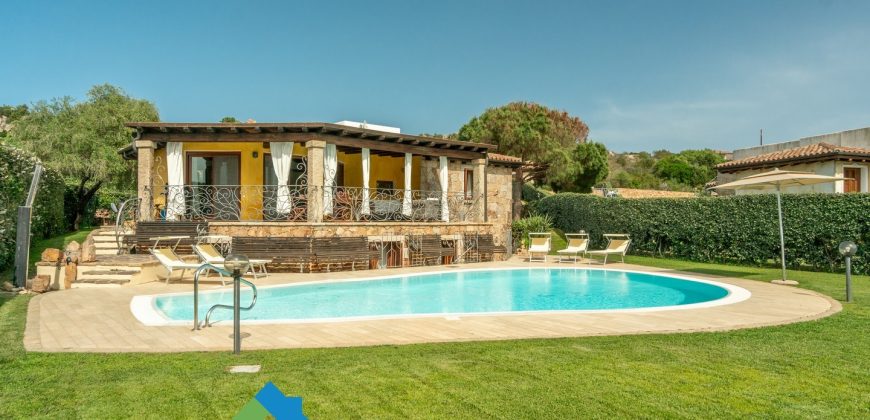 5 غرف نوم فيلا في San Teodoro, Italy رقم 64910