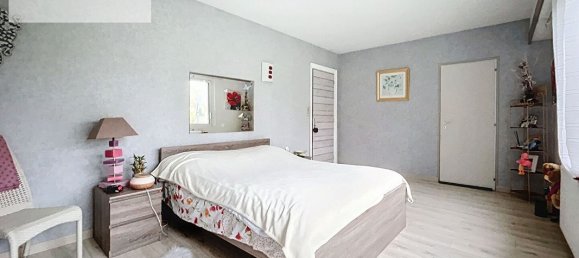 4 bedrooms House in Ardres, France No. 53998 9