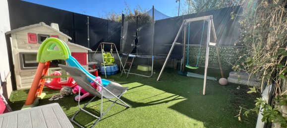 4 bedrooms House in Noisy-le-Sec, France No. 136046 6