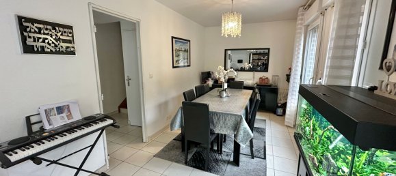 4 bedrooms House in Noisy-le-Sec, France No. 136046 4