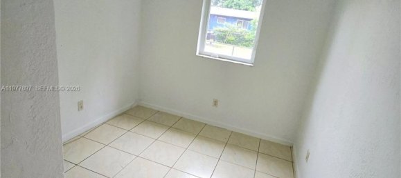  قطعة أرض في Miami, USA 143.81متر مربع رقم 615446 7