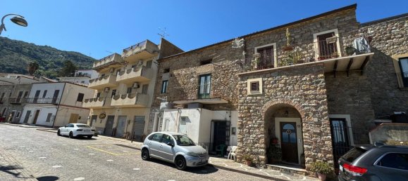 Edificio en Caronia, Italy 130 m² No. 283267 3