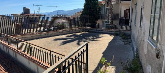 Edificio en Caronia, Italy 130 m² No. 283267 12