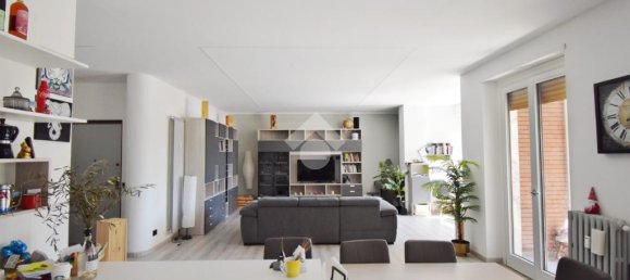 3 غرف نوم شقة في Ivrea, Italy رقم 287099 9