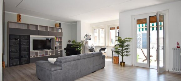 3 غرف نوم شقة في Ivrea, Italy رقم 287099 5