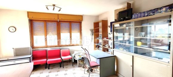 5 bedrooms Apartment in Latina, Italy No. 67955 4
