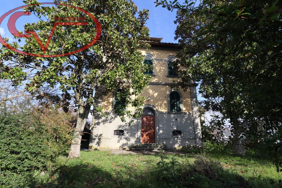 12 rooms Villa in Montevarchi, Italy No. 238116