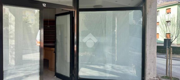 1 room Commercial property in Rovereto, Italy No. 287404 2