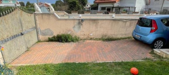 3-salle Maison à Ardea, Italy No. 170200 7