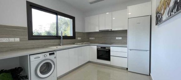 2 Schlafzimmer Wohnung in Germasogeia, Cyprus, Nr. 7920 9