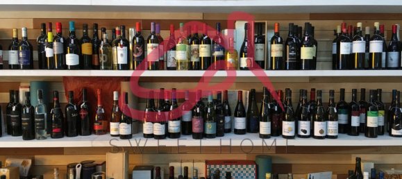 120m² Commercial property in Padua, Italy No. 261185 3