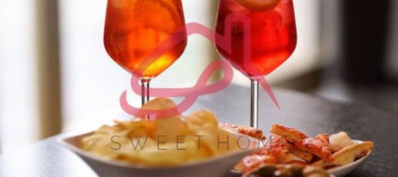 120m² Commercial property in Padua, Italy No. 261185 4