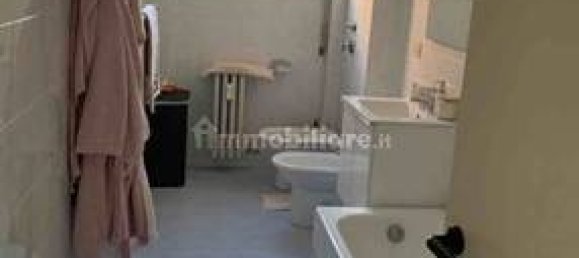 3 Schlafzimmer Wohnung in Limbiate, Italy, Nr. 265515 8