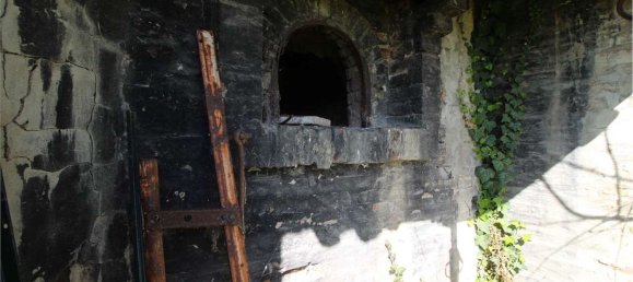 Дом с 7 комнатами в Валефолья, Италия № 62491 8