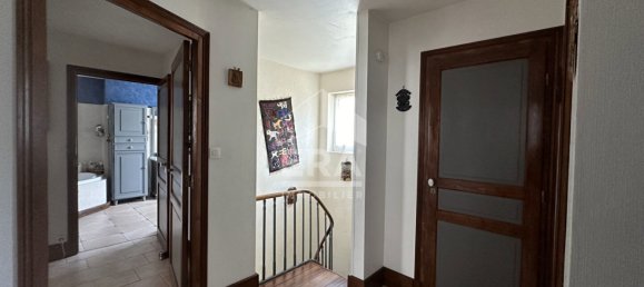 6 bedrooms House in Chateauroux, France No. 84472 3