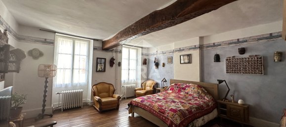 6 bedrooms House in Chateauroux, France No. 84472 4