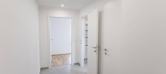 4 rooms Apartment in Favoriten, Austria No. 210132 5